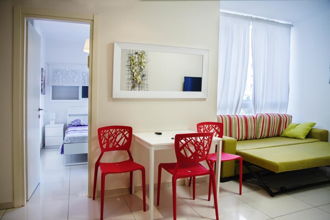 Gk Apartment Beauty Bat Yam Exterior photo